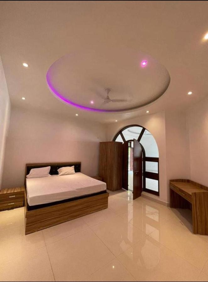 Mauji'S Villa Hotel & Guest House Allāhābād Junction Екстериор снимка