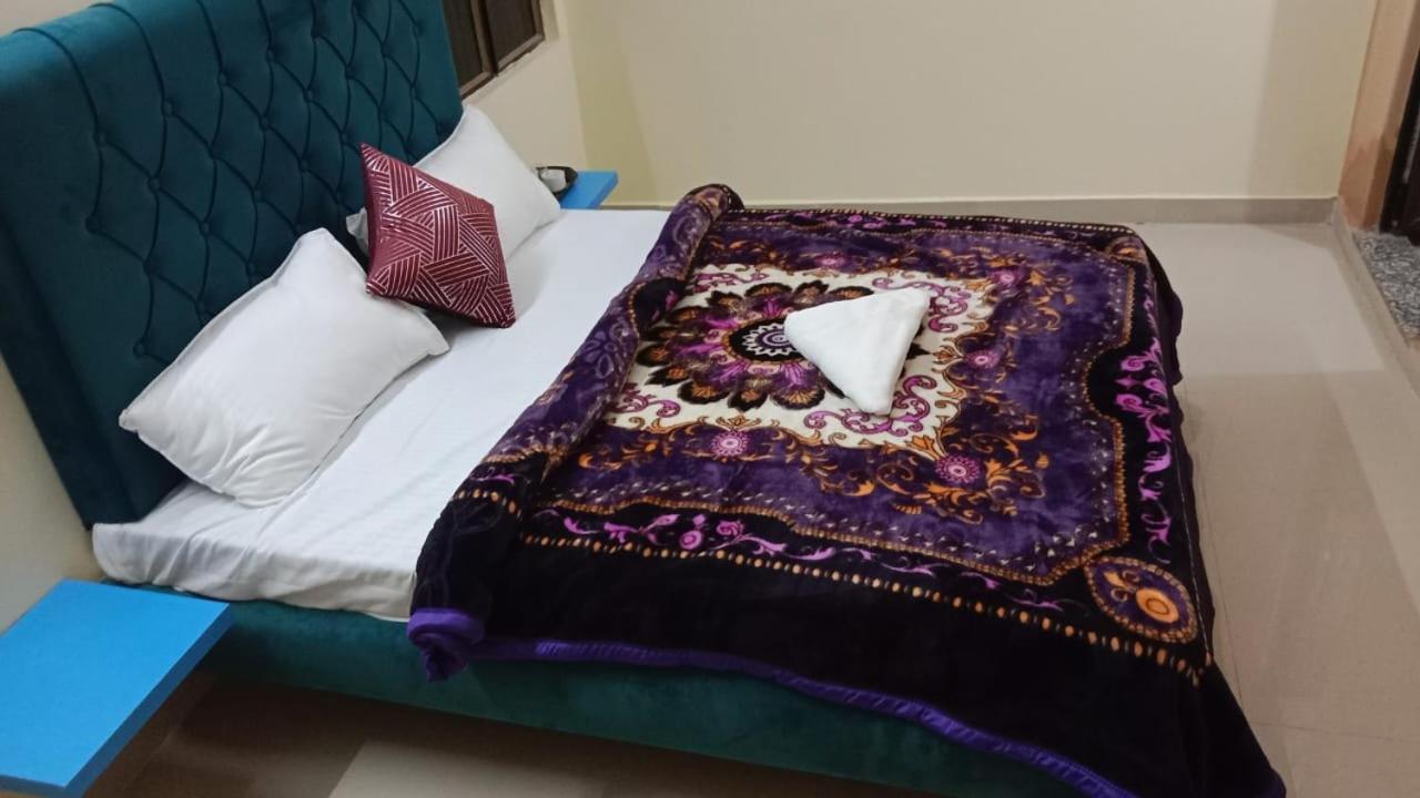 Mauji'S Villa Hotel & Guest House Allāhābād Junction Екстериор снимка
