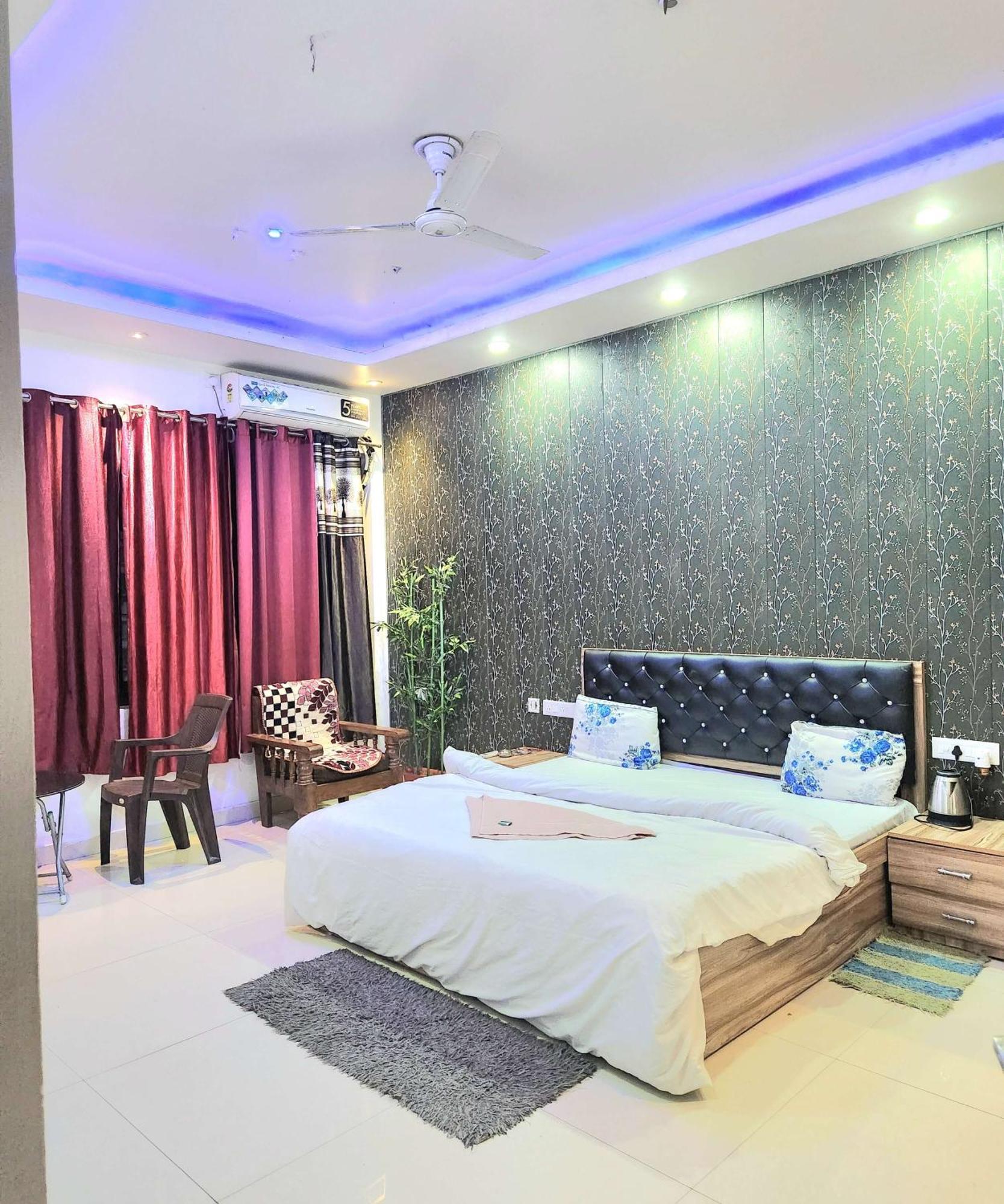 Mauji'S Villa Hotel & Guest House Allāhābād Junction Екстериор снимка
