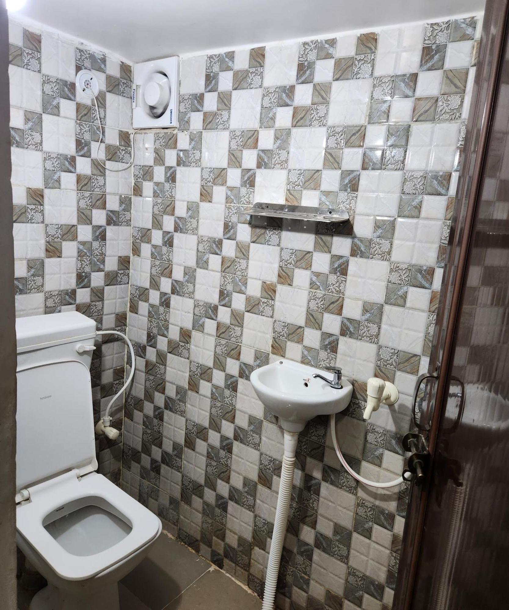Mauji'S Villa Hotel & Guest House Allāhābād Junction Екстериор снимка